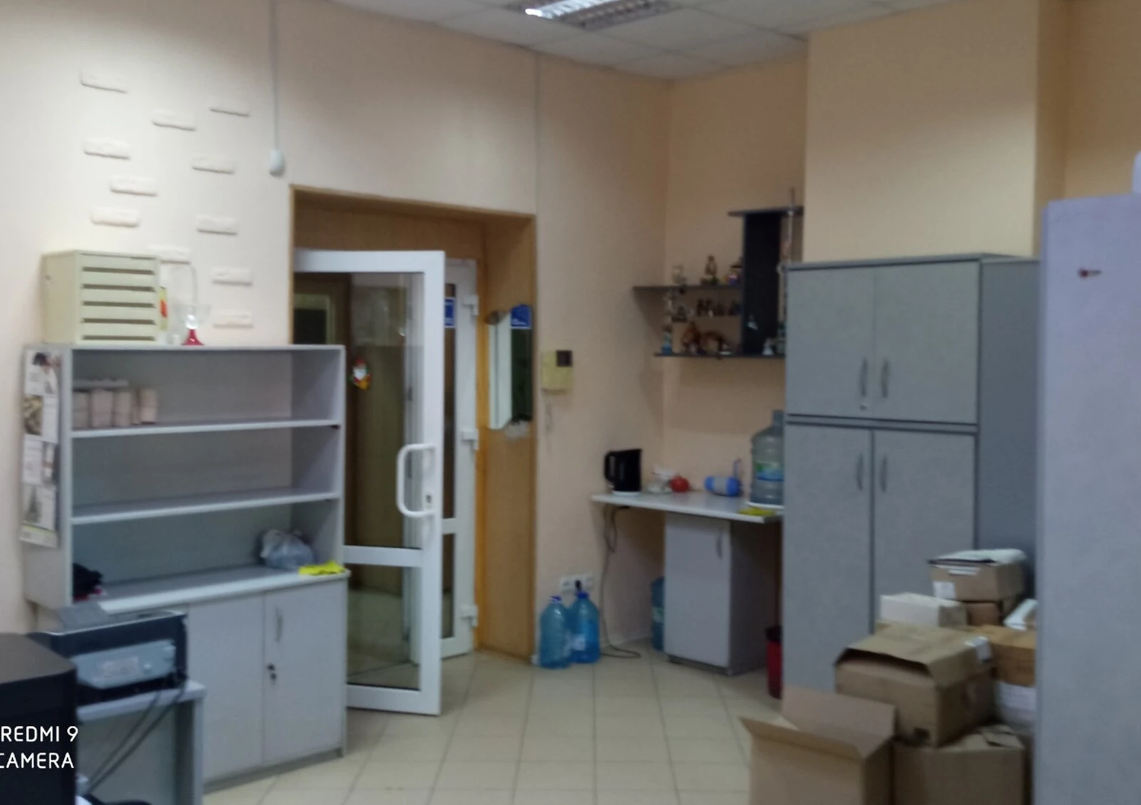 Офіс, Центр: фасадне приміщення, відкрите планування, стеля 3.9 м - фото 2