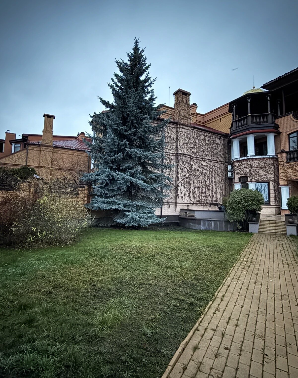 Будинок, Оболонь: басейн, гараж, 3 спальні - фото 3