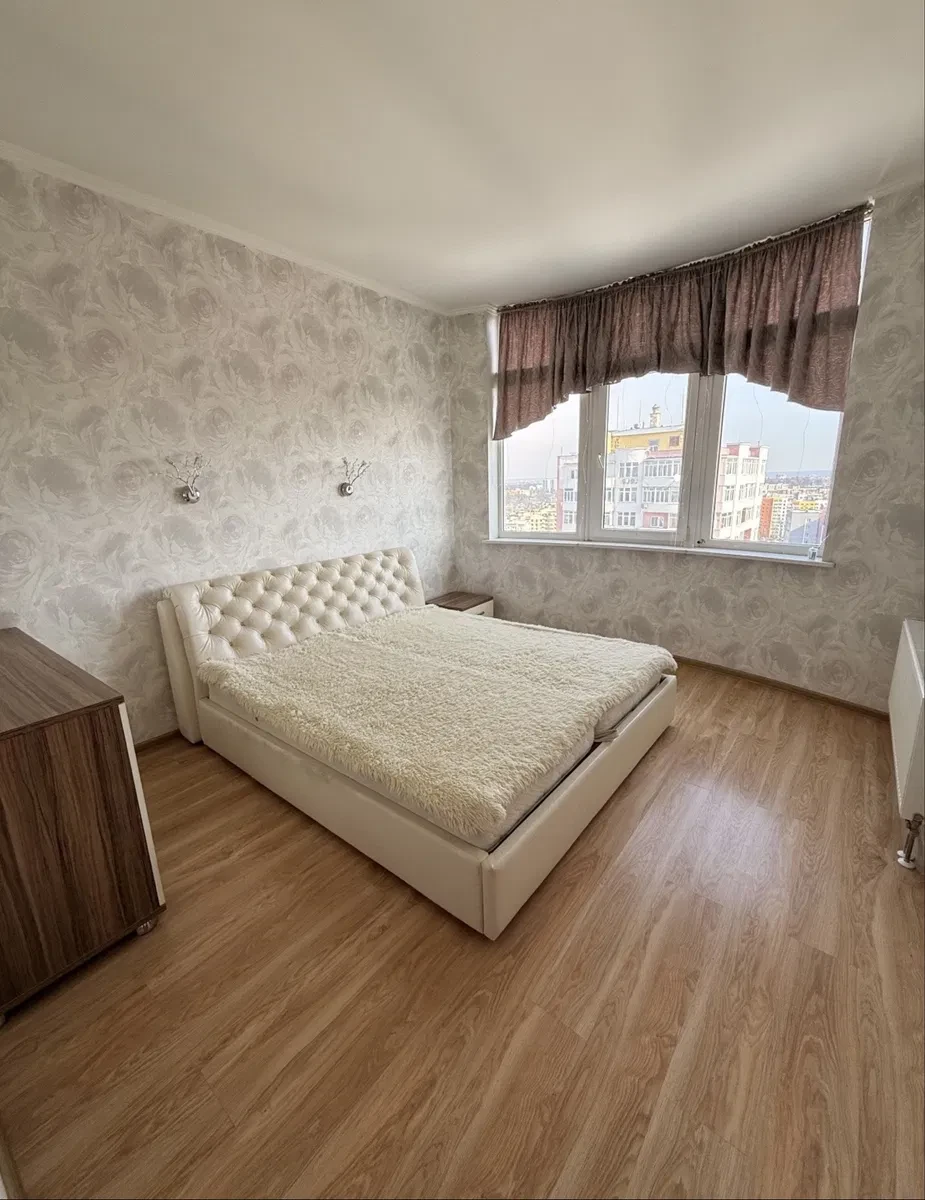4-кімнатна квартира, Ірпінь: авторський ремонт, генератор, паркомісце - фото 4