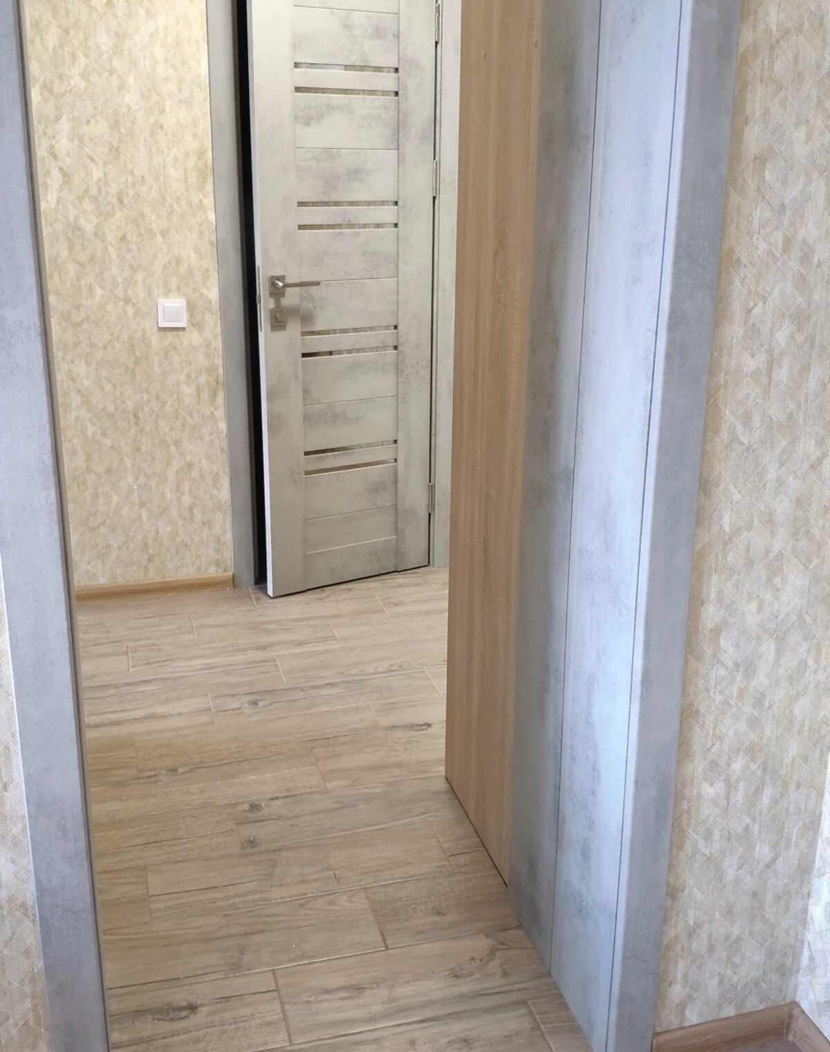 1-кімнатна квартира, Голосіївський: євроремонт, тепло без світла, фото 5