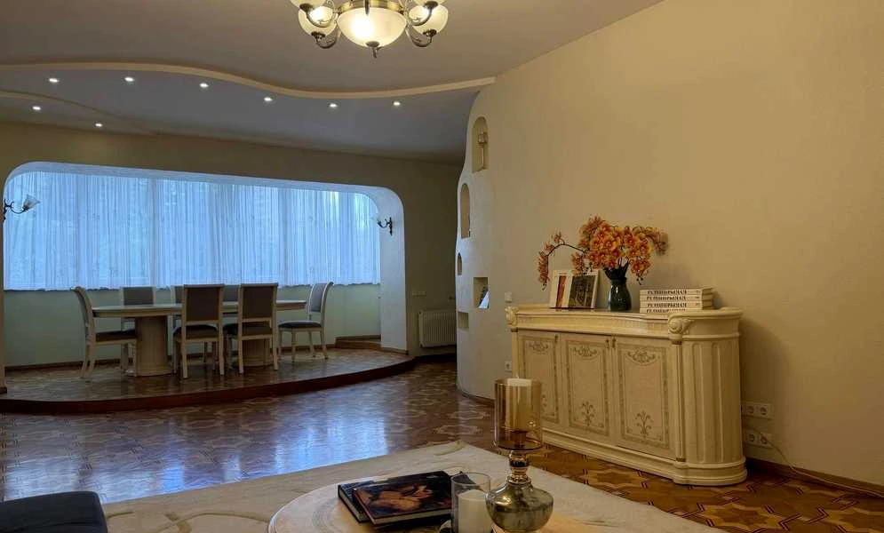 3-кімнатна квартира, Шевченківський: генератор, власна котельня, фото 3
