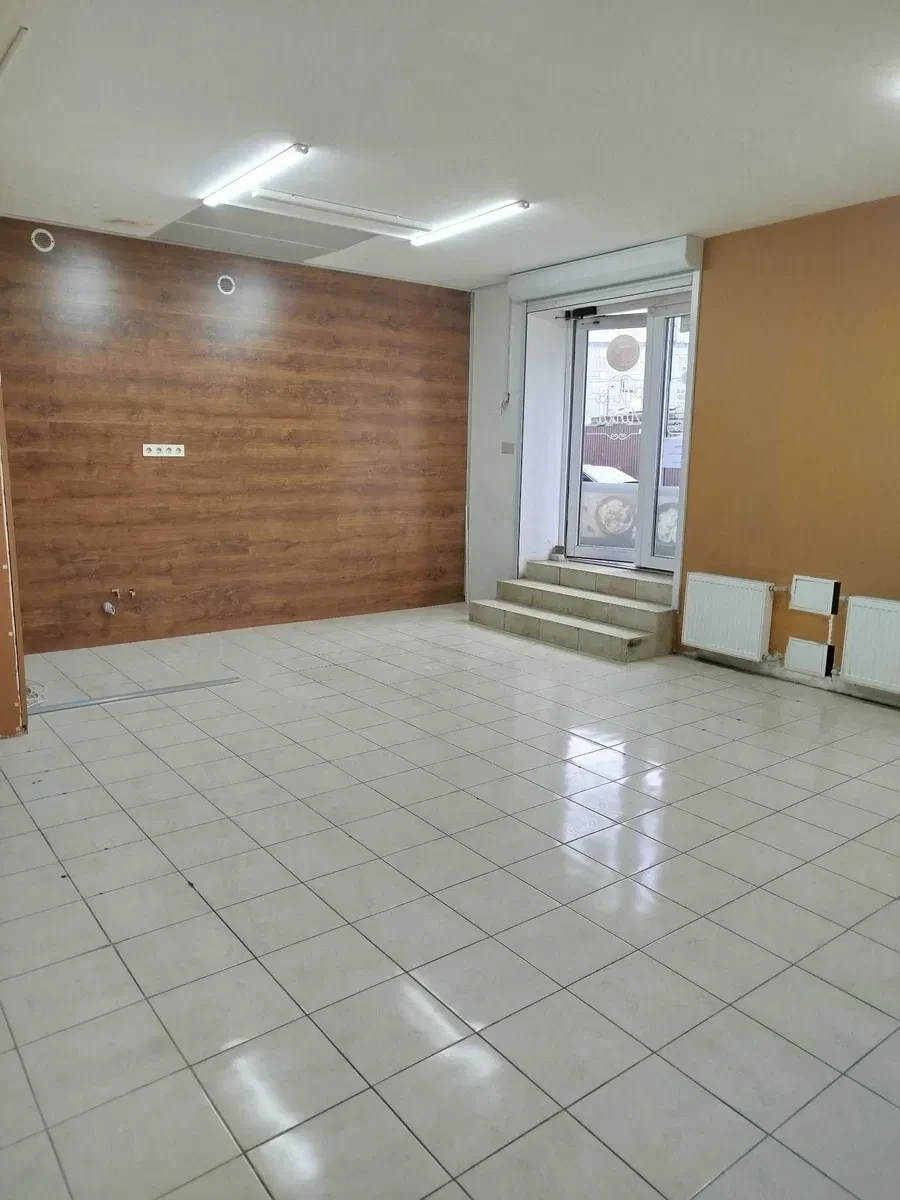 Магазин, Солом'янський: фасадне, окремий вхід, метро Вокзальна 7 хв, фото 2