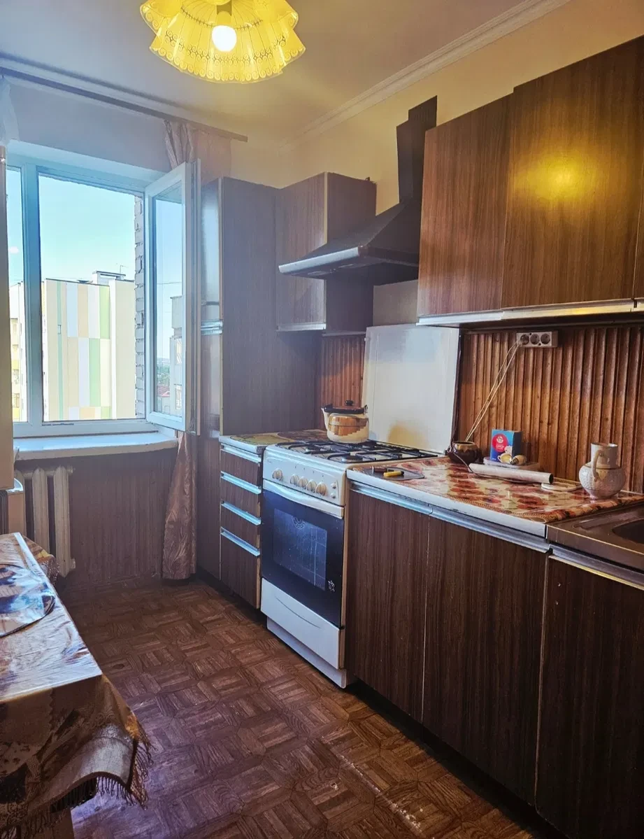 3-кімнатна квартира, Франківський: чешка, технічний поверх