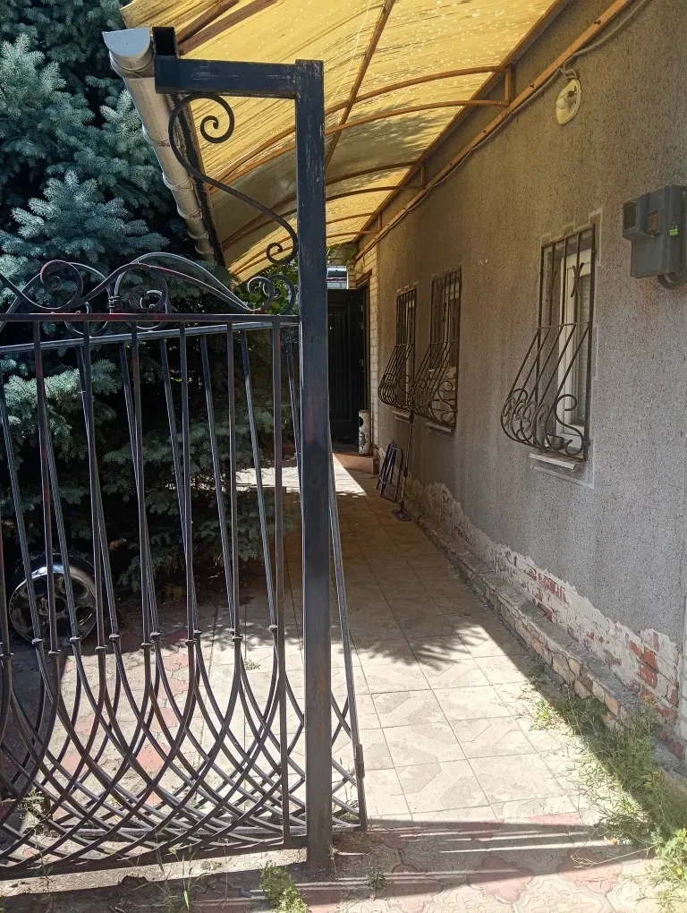 Будинок, Красногірка: 2 санвузли, навіс на 2 авто - фото 2