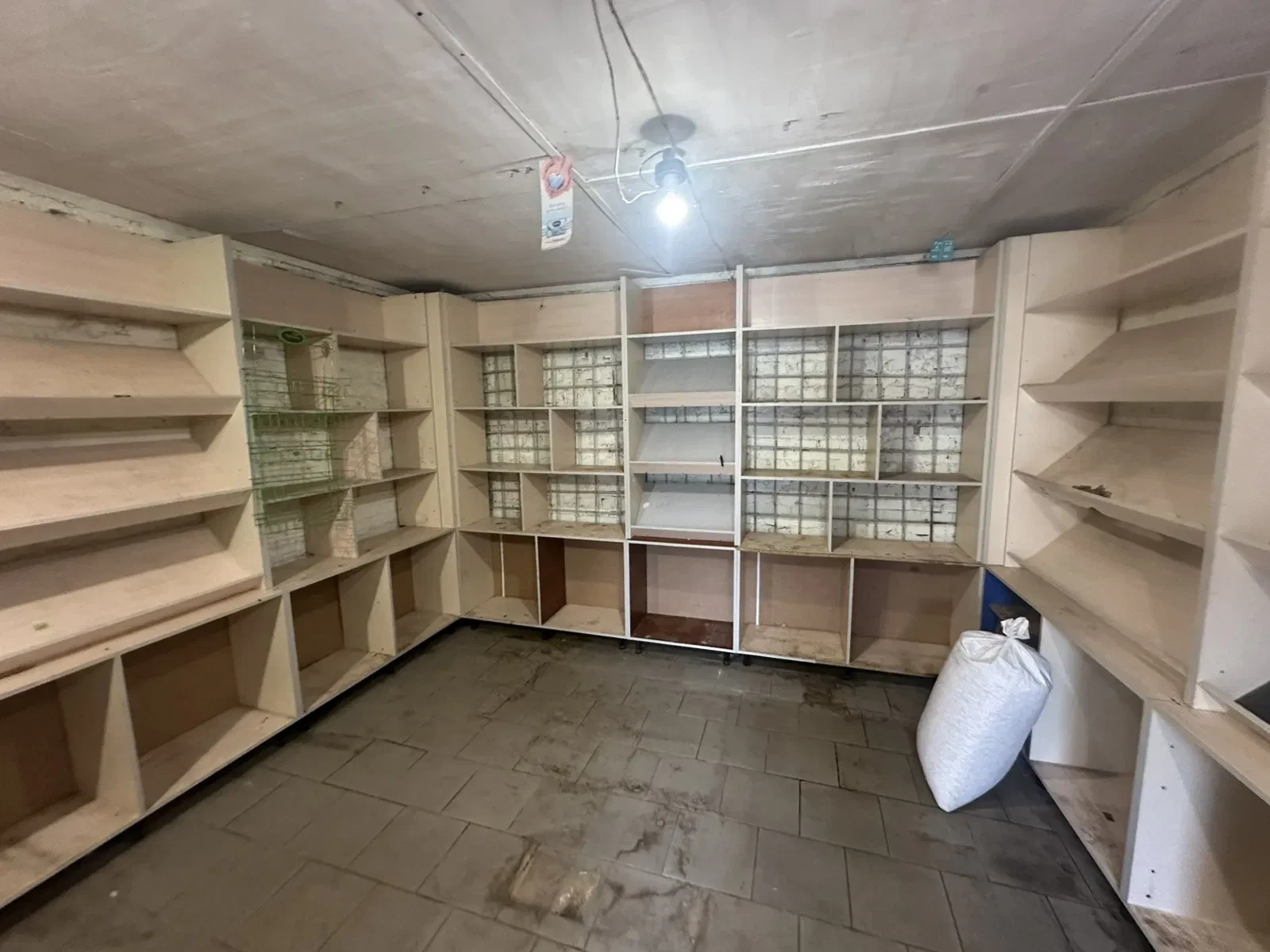 Приміщення у торговій базі Ріпкинська: мебльоване, без комісії - фото 5