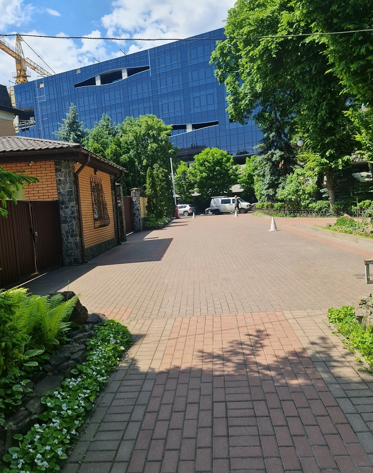 Офіс, Поділ: відкрите та кабінетне планування, резервне живлення - фото 5