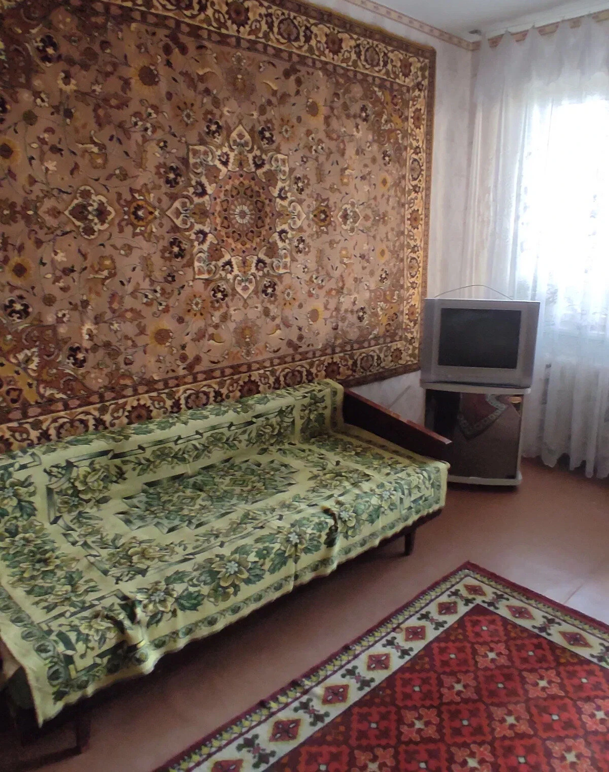1-кімнатна квартира, Кривий Ріг: торг можливий, балкон - фото 1