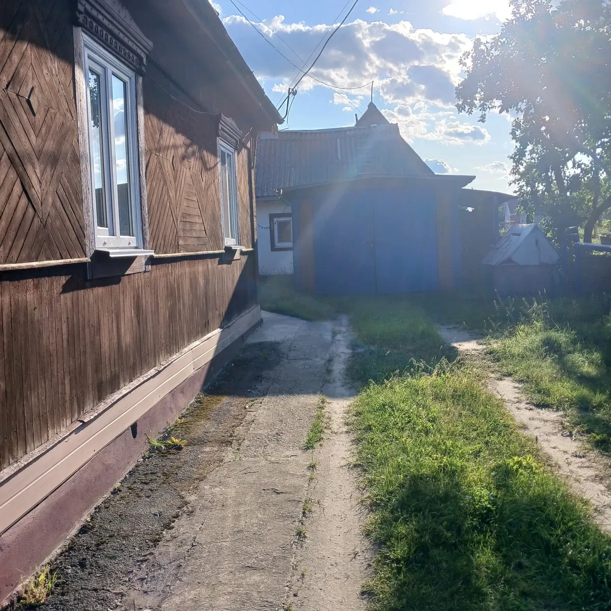 Дом, Владимирец: 12.64 сотки, надворные постройки - фото 2