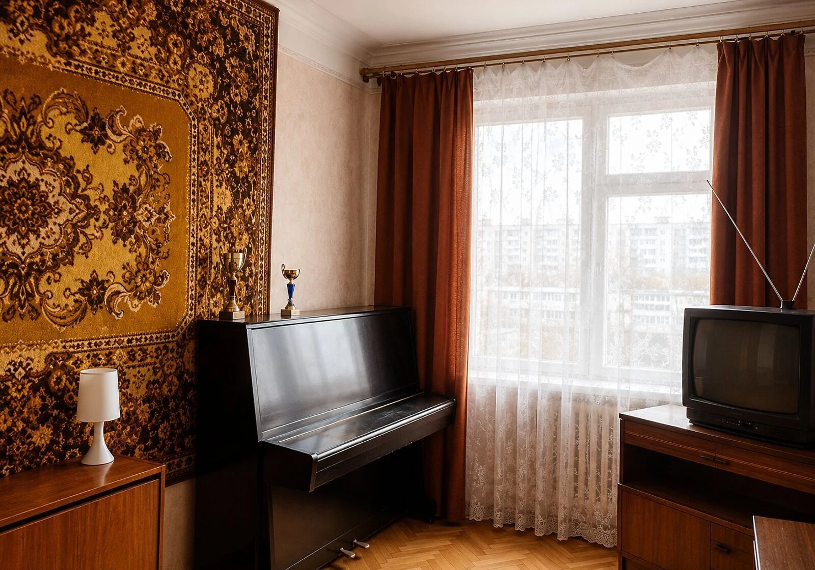 3-кімнатна квартира, 339-ий мікрорайон: бойлер, метро Перемога - фото 2