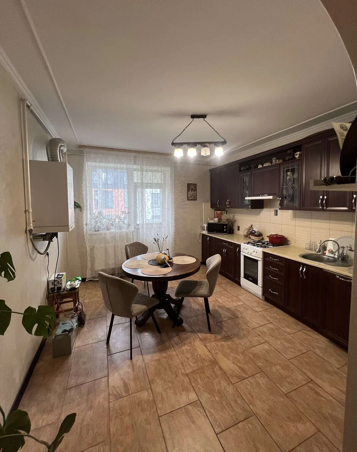 2-кімнатна квартира, Винники: цегляні стіни, торг, фото 5