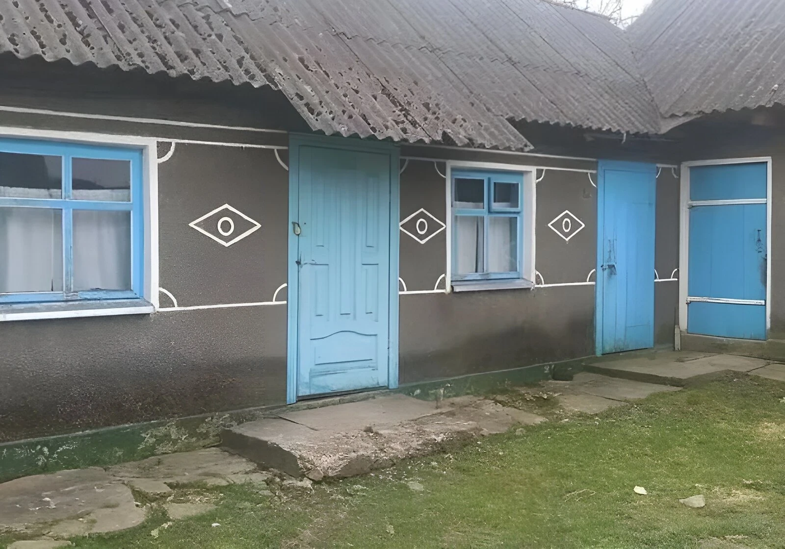Дом, Трубки: 20 соток, печное отопление, хозяйственная постройка