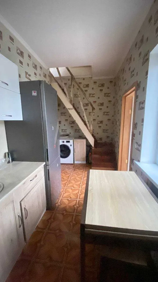 Будинок, Подільський: гостьовий будинок, два гаражі - фото 2