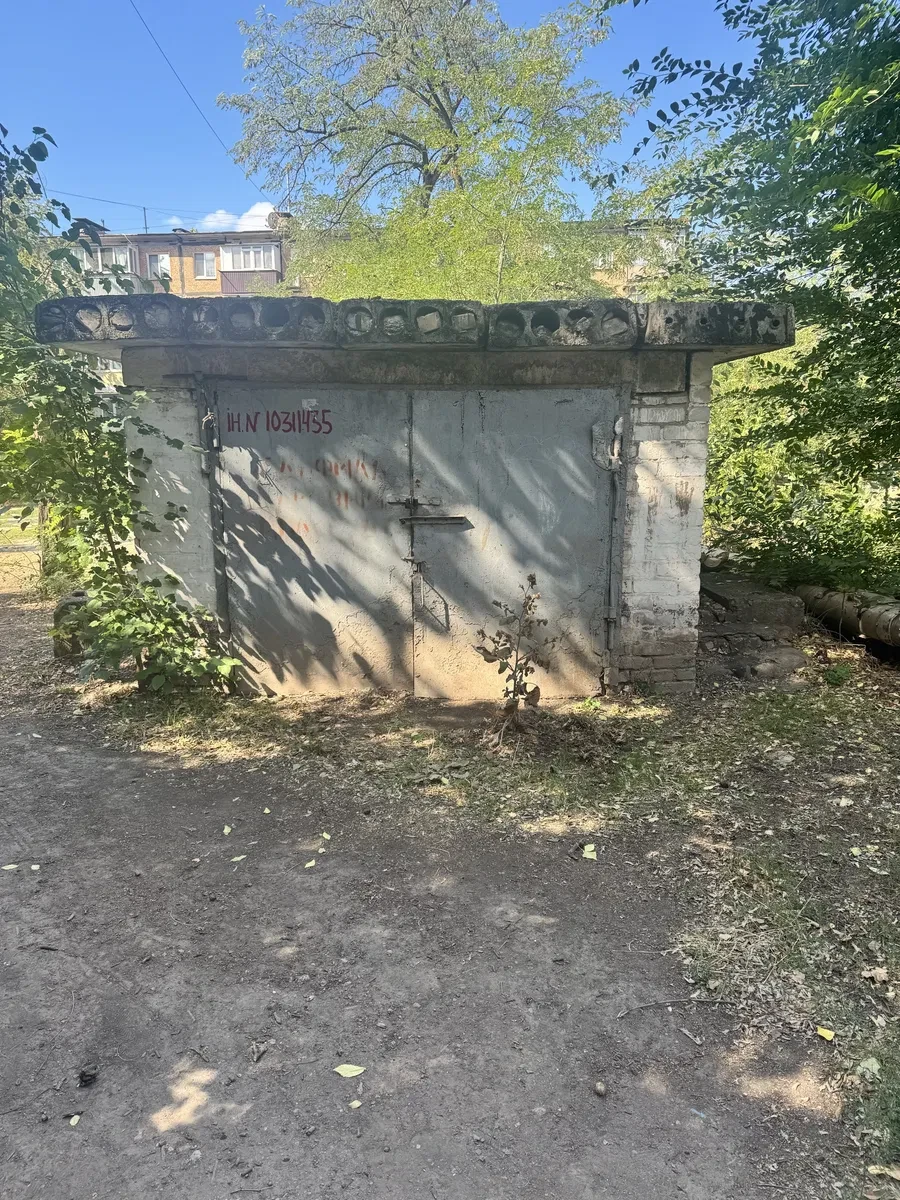 Помещение, Центрально-Городской: под гараж, склад или кофейню - фото 1