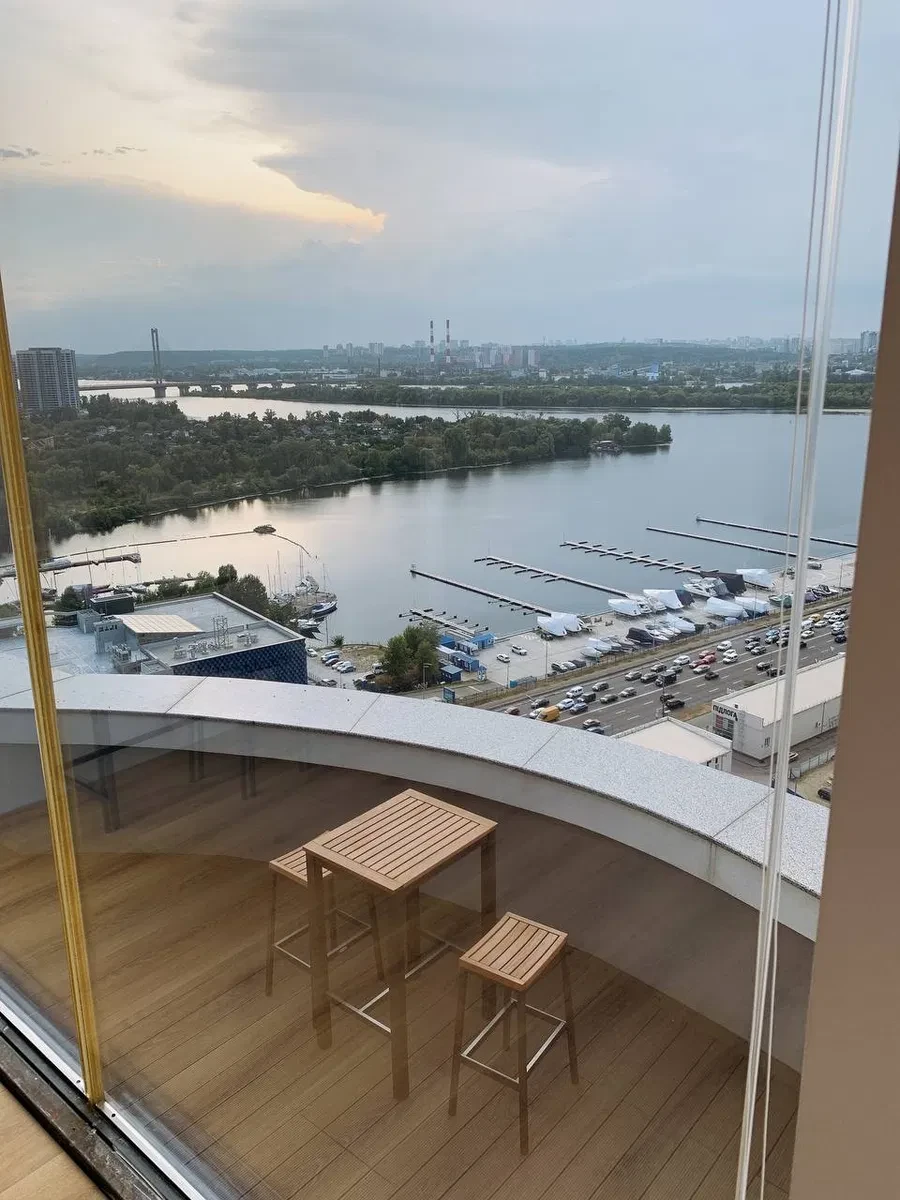 Пентхаус, Дарницький: тераса 22 м², вид на Дніпро і Київ - фото 4