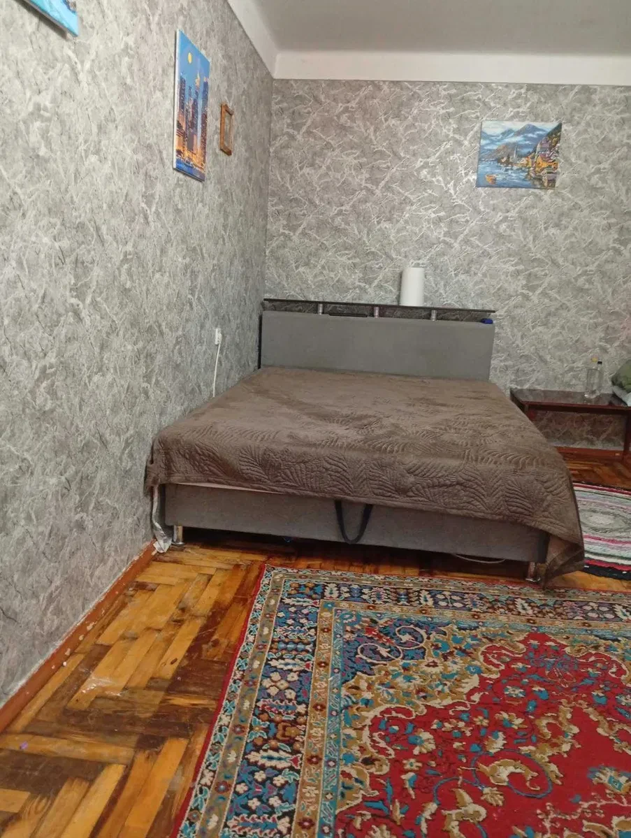 2-кімнатна квартира, Хортицький: косметичний ремонт, документи готові