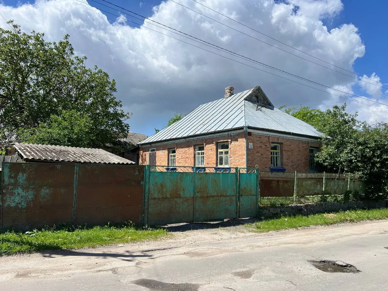 Будинок, Ставище: 14 соток, індивідуальне газове опалення