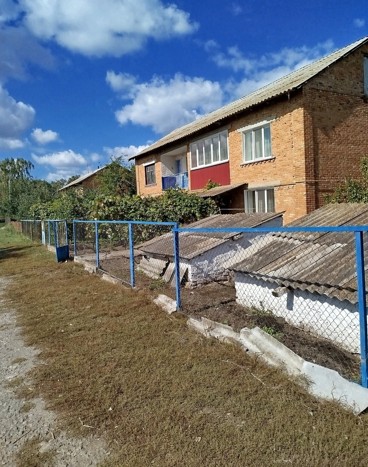 Будинок, Самгородок: дизайнерське оформлення, літня кухня, сад, фото 3
