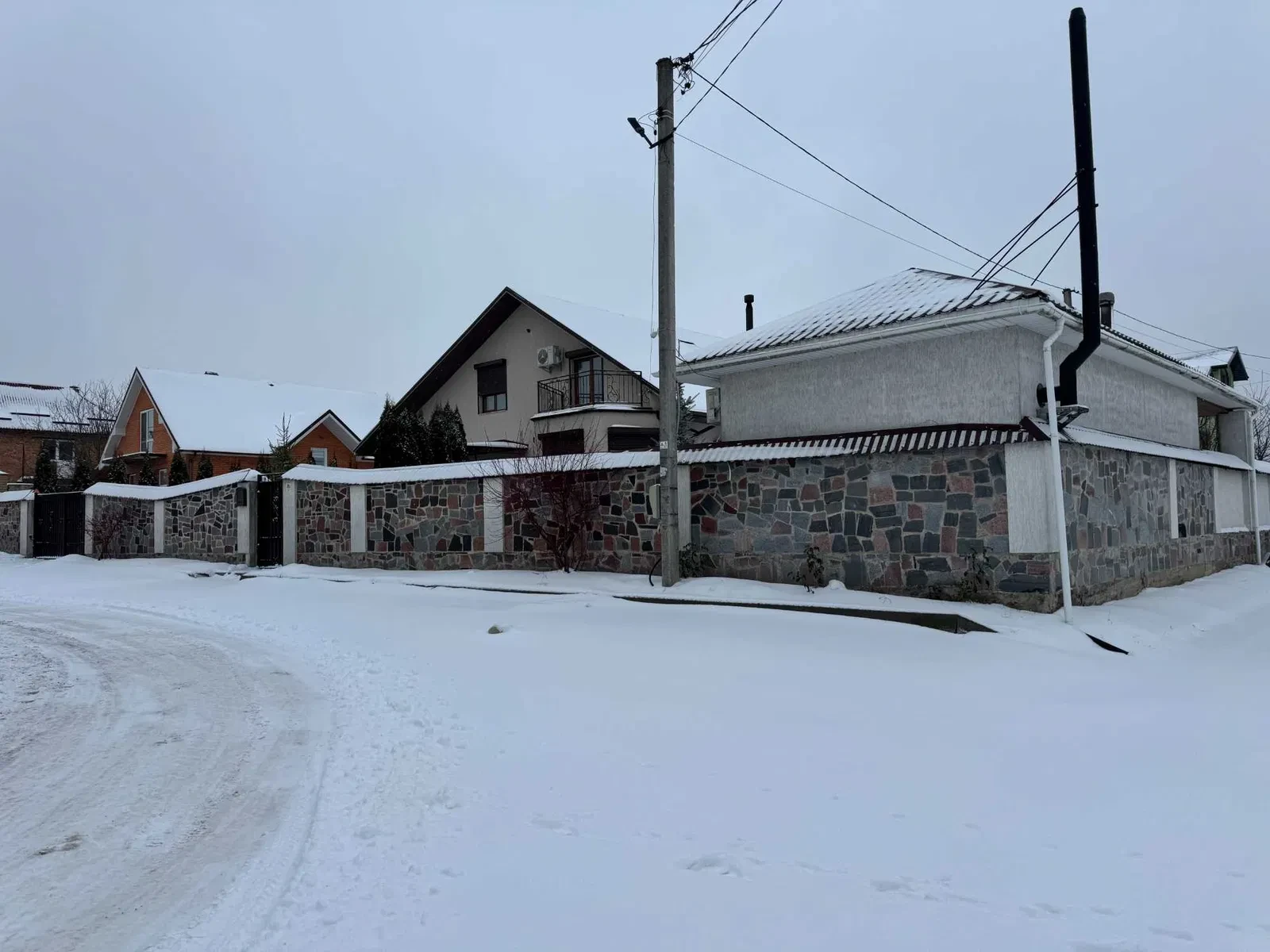 Будинок, Білогородка: два житлові будинки, генератор, 10 соток - фото 2