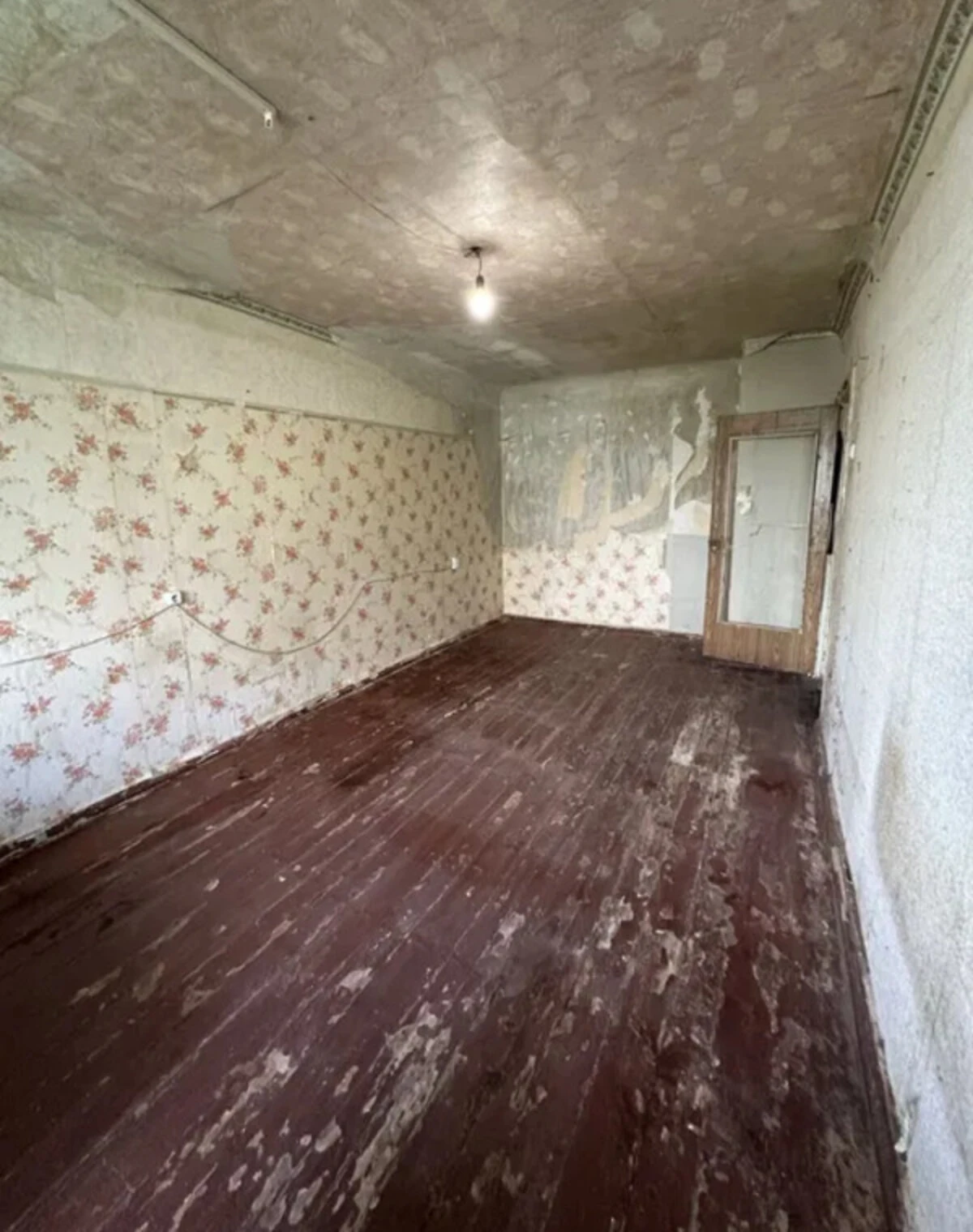 1-кімнатна квартира, Слобідський: кухня 8 м², цегляні стіни - фото 3