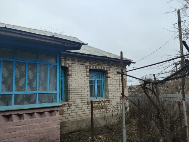 Хата, Ладижин: 15 соток, літня кухня, газифікація - фото 1