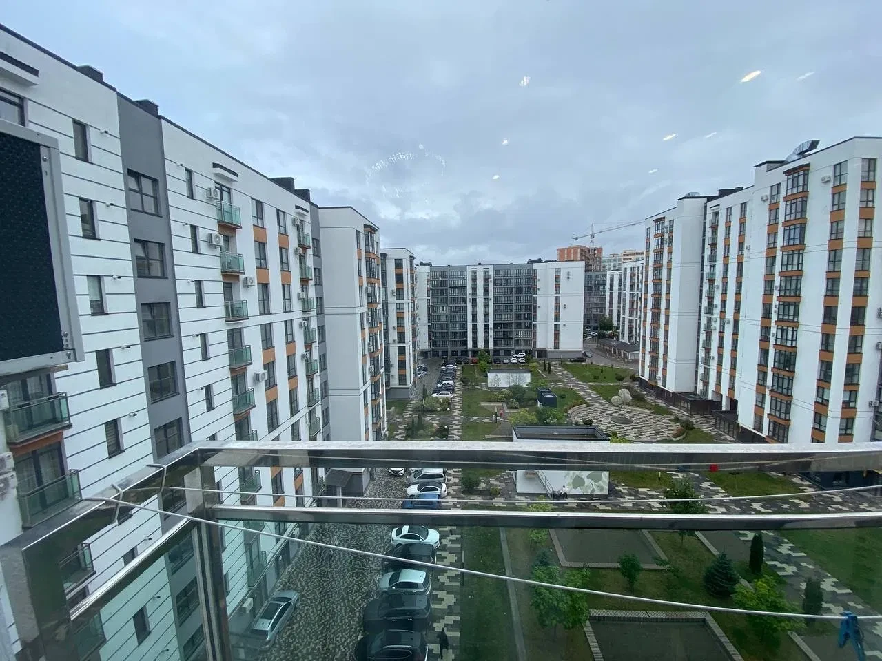2-кімнатна квартира у ЖК Липки: дизайнерський ремонт, паркувальне місце - фото 4