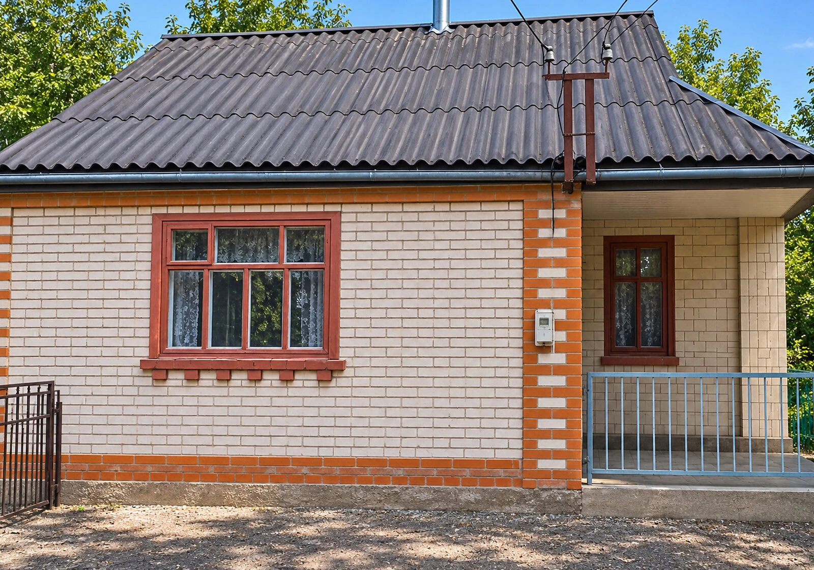 Будинок, Тростянець (Тиврів): 60 соток, 3 спальні, веранда