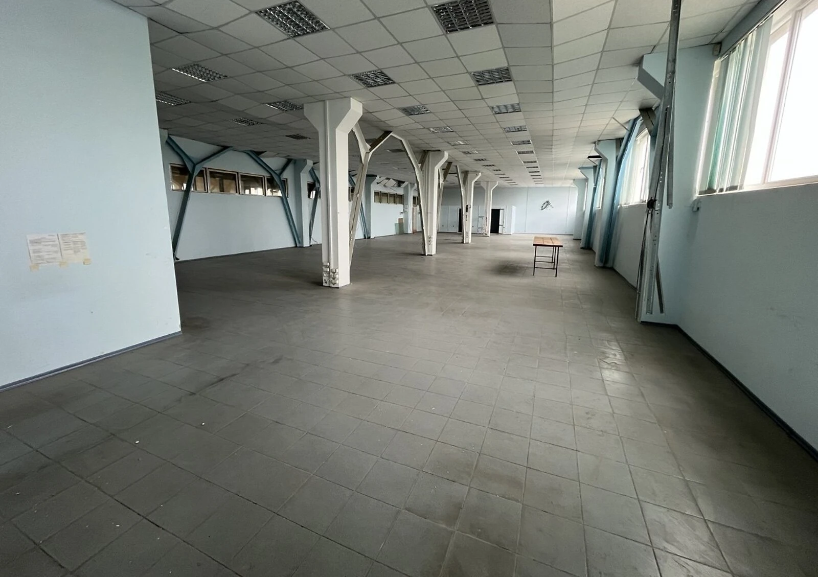 Приміщення, Деснянський: відкрита стоянка, висота стелі 4.5 м - фото 5