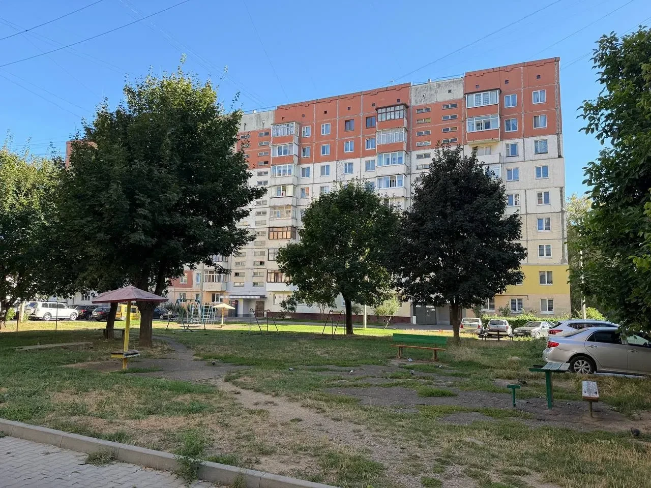 3-кімнатна квартира, Чернівці: євроремонт, меблі, без тварин - фото 3