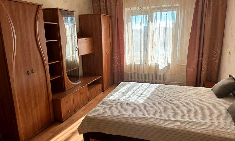 1-кімнатна квартира, Деснянський: тепла, лоджія 6 м² - фото 2