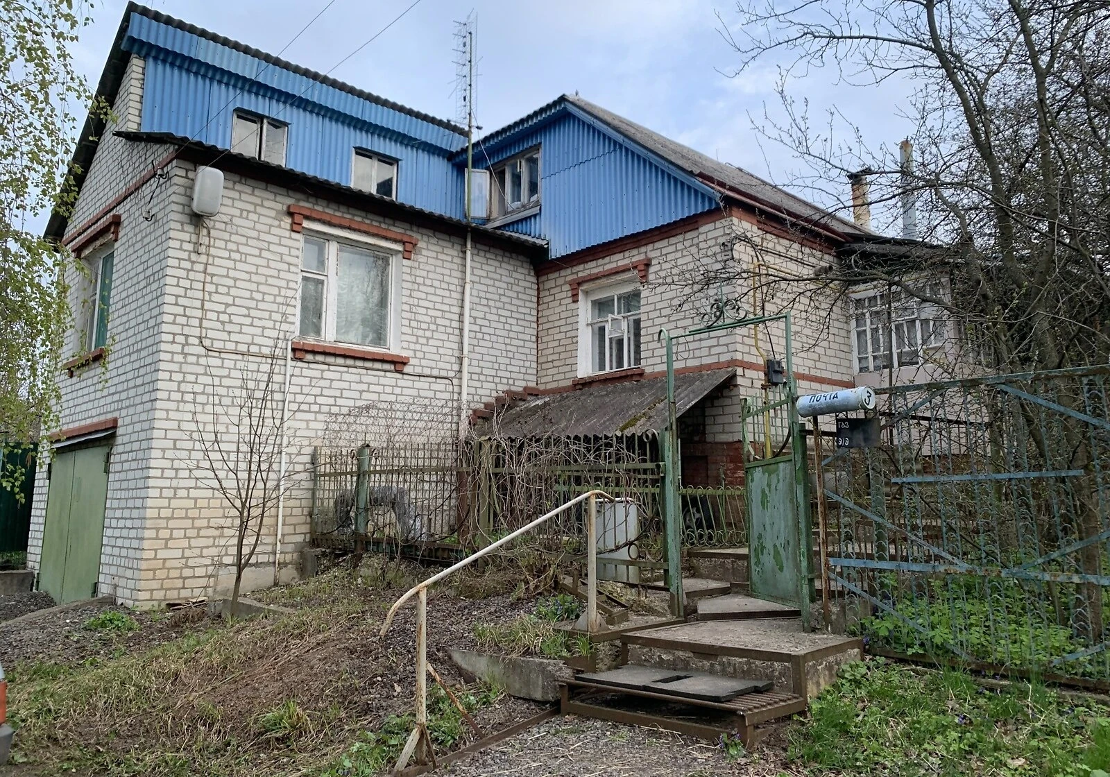Будинок, Високий: бесідка, 10 соток, потребує ремонту - фото 1