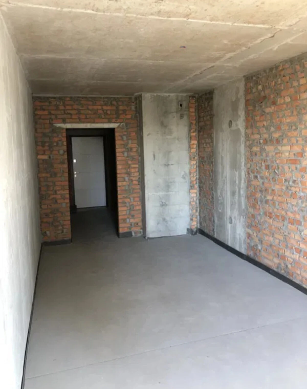1-кімнатна квартира, Вітряні Гори: панорамні вікна - фото 4
