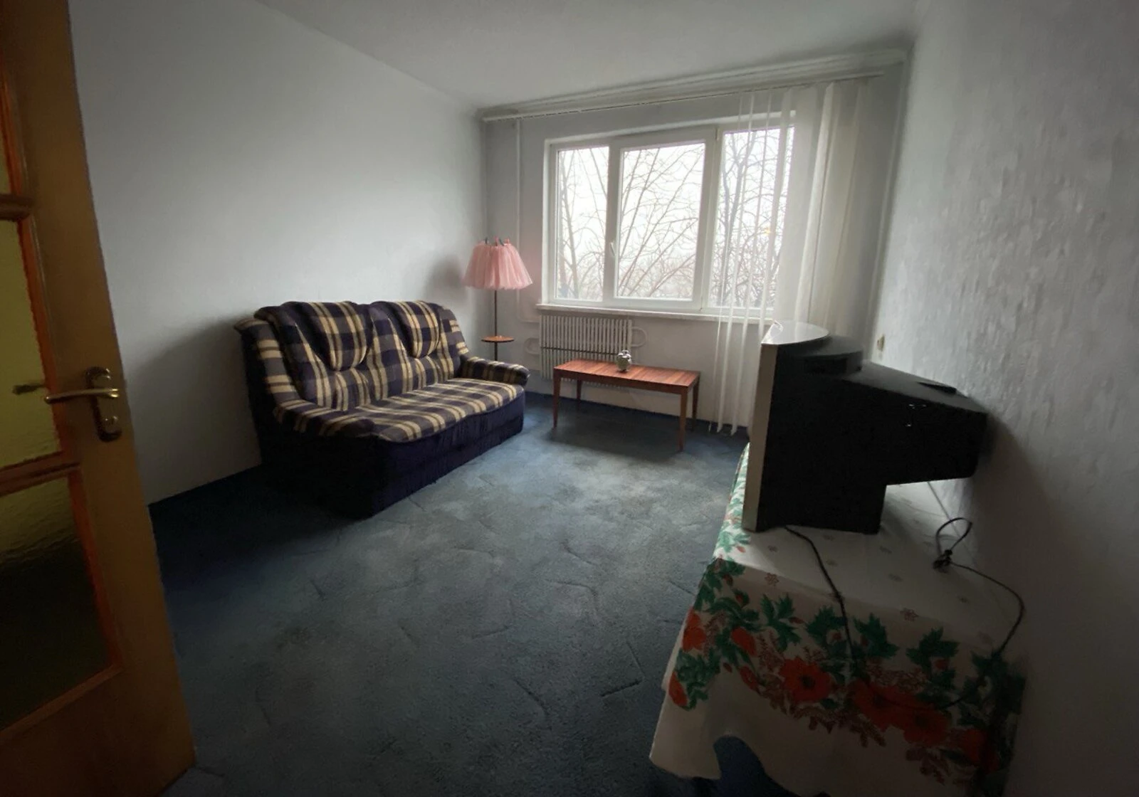 3-кімнатна квартира, 625-ий мікрорайон: газ і зв'язок без світла - фото 1