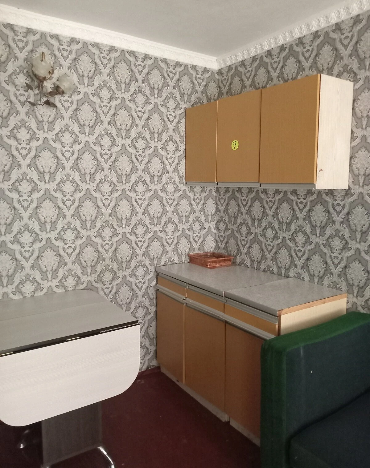 Комната, Приморский: укрытие в доме, проживание без хозяев - фото 1