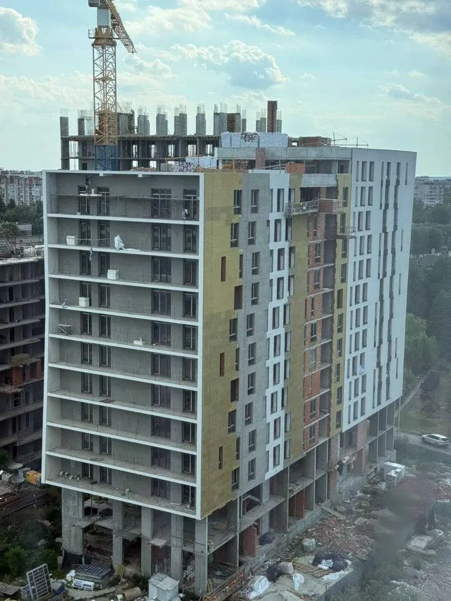 Паркомісце у ЖК Lake View: поруч із ліфтом, можна обміняти - фото 3