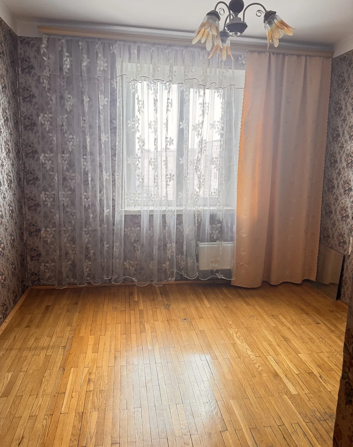 3-кімнатна квартира, 33 мікрорайон: паркет, балкон/лоджія - фото 3