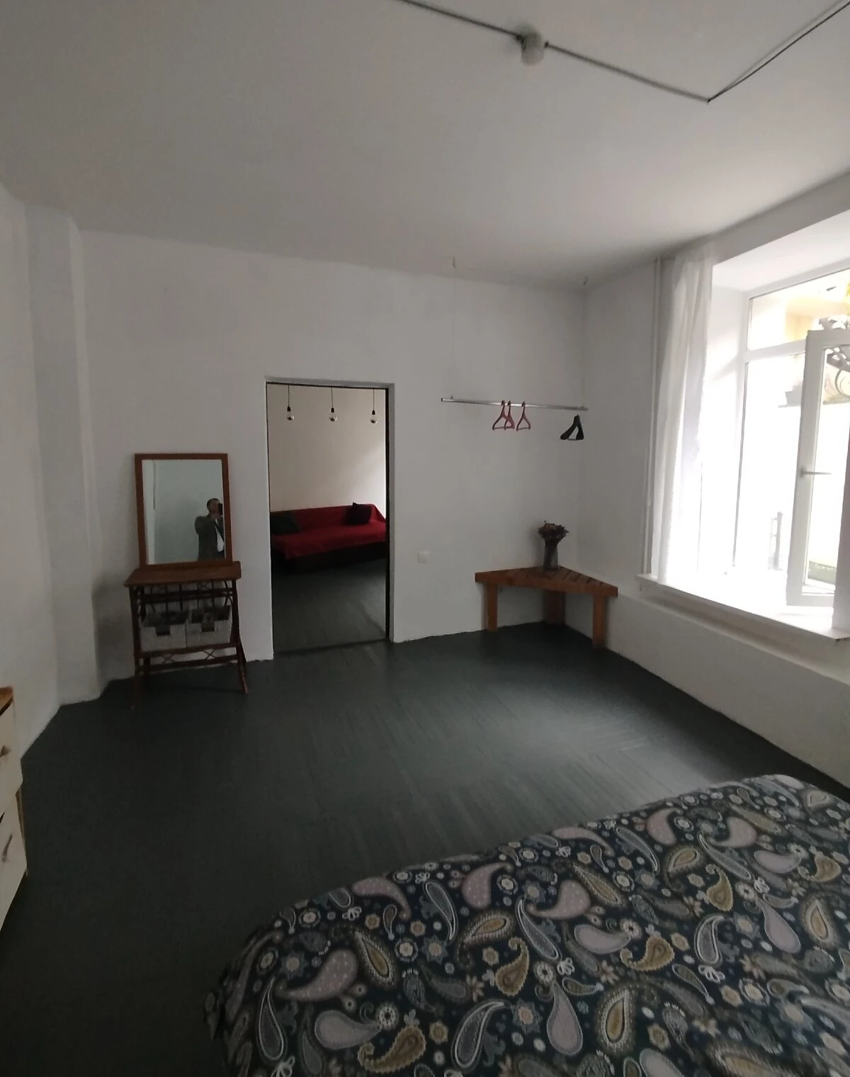 2-кімнатна квартира, Поділ: кухня-студія, укриття в будинку - фото 2