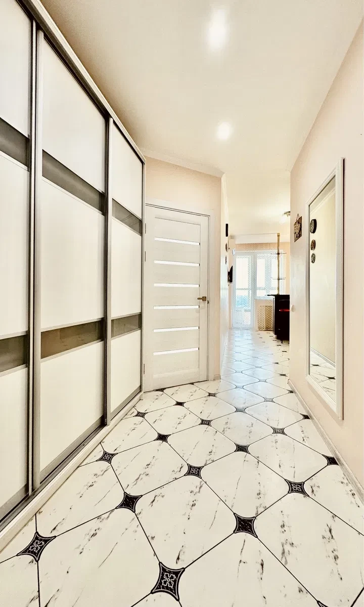 1-кімнатна квартира у ЖК GENEVA: тераса 5 м², генератор - фото 1