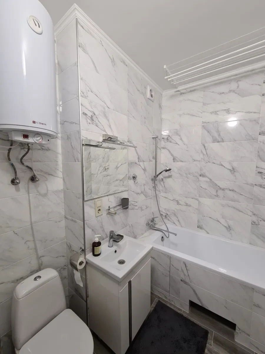 1-комнатная квартира в ЖК Семицвіт: газовый котел, панорамные окна - фото 2