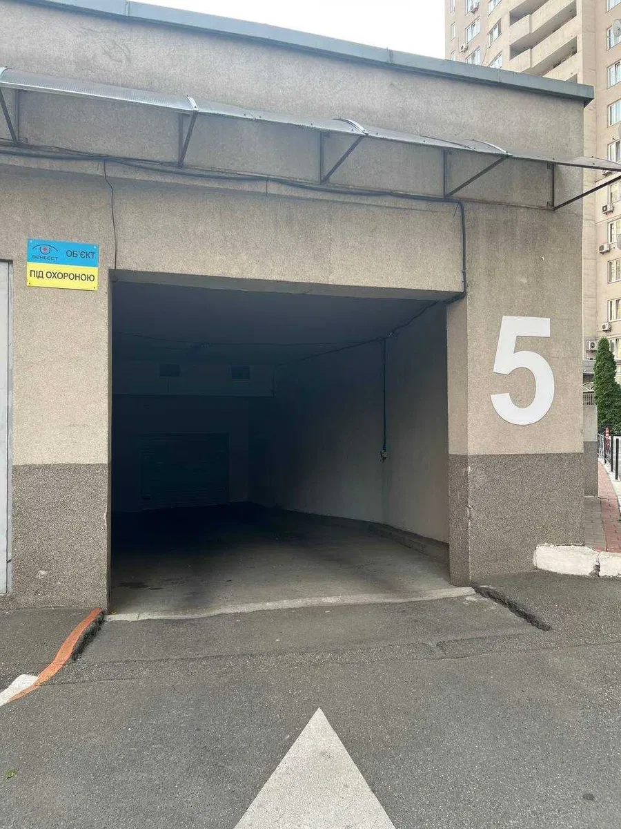 Паркоместо в ЖК Корона: подземный паркинг, круглосуточная охрана - фото 1