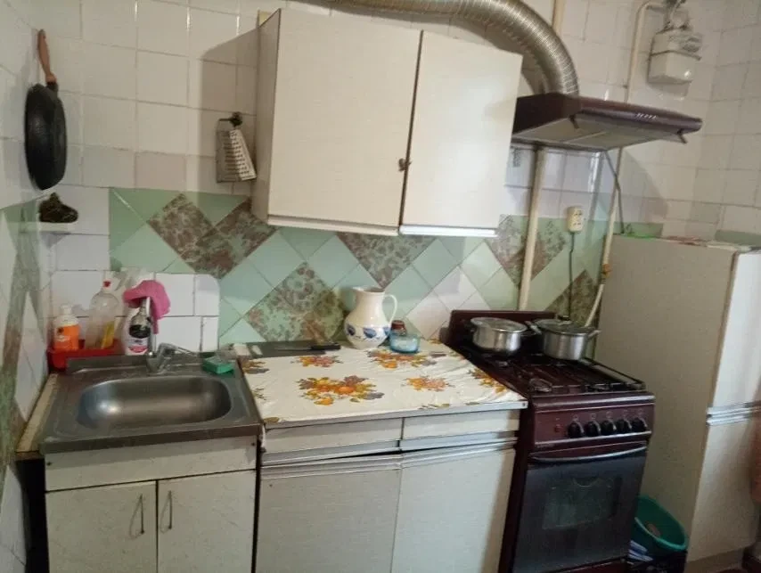 2-кімнатна квартира, Слов'янськ: можна з тваринами, вода й тепло без світла
