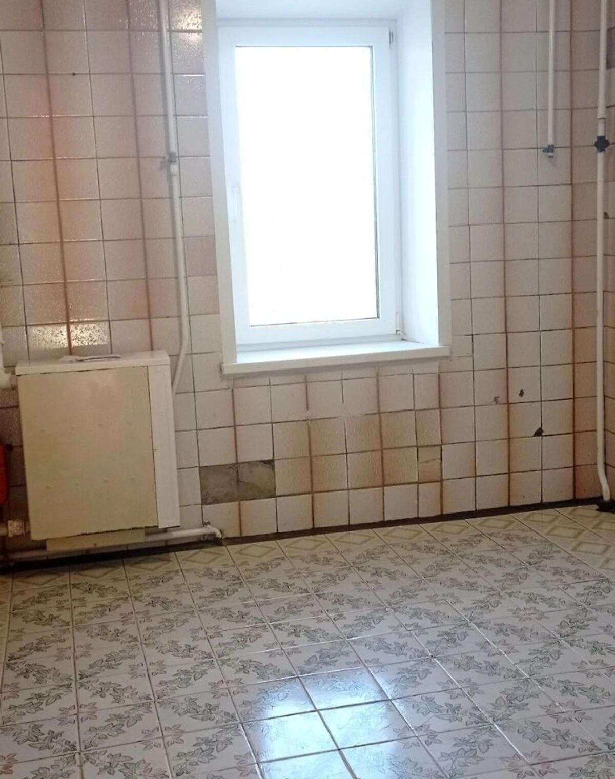 3-кімнатна квартира, Варва: балкон, бойлер - фото 4