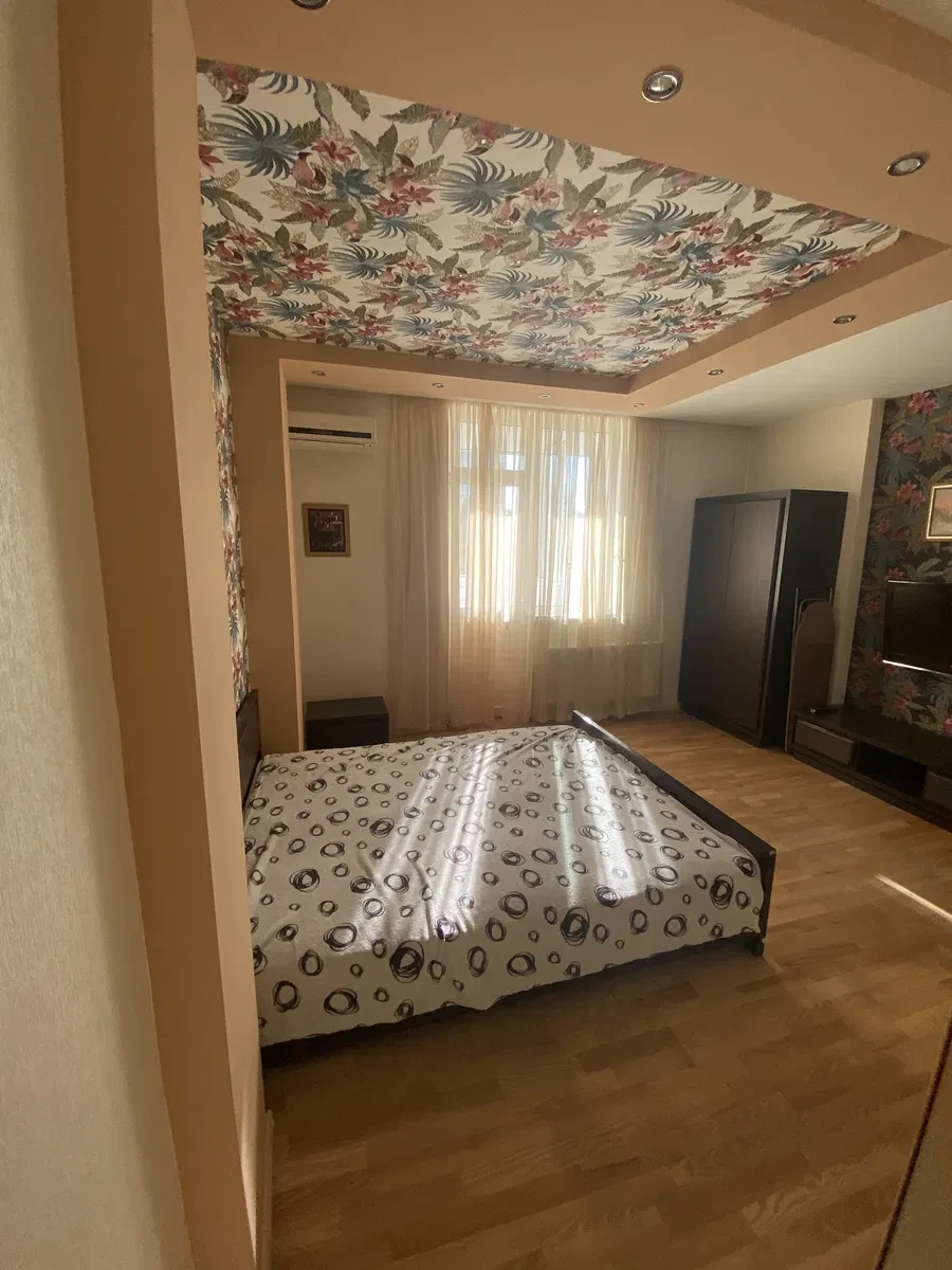3-кімнатна квартира у ЖК ликo-град: кухня 16 м², кондиціонер - фото 1