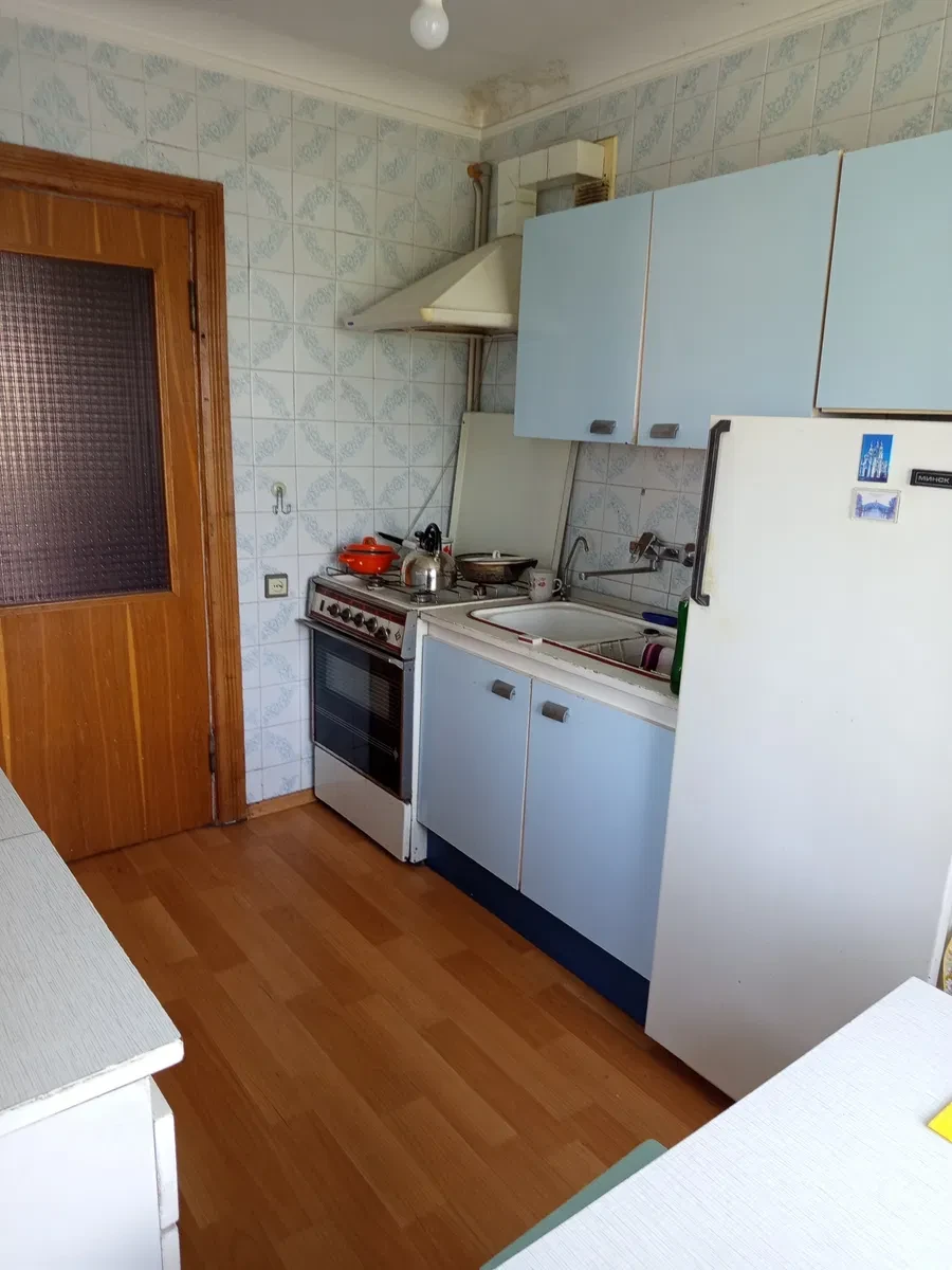 3-кімнатна квартира, Політехніки: дубовий паркет, 2 балкони - фото 3