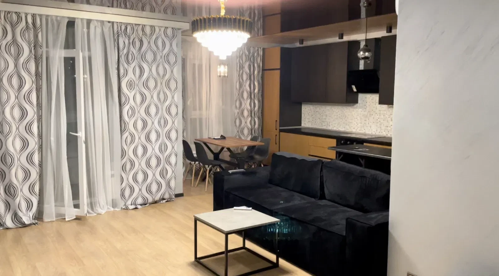 2-комнатная квартира в ЖК Володимирський: генератор, авторский ремонт, фото 2