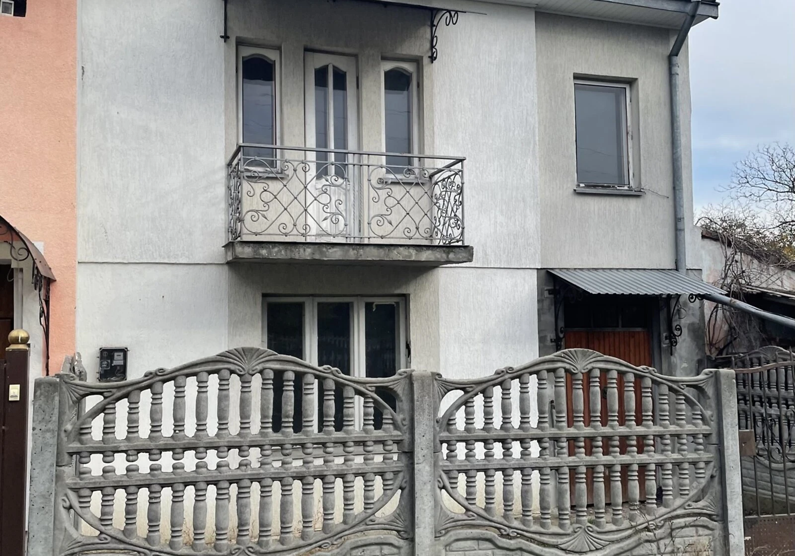 Таунхаус, Личаківський: 3 спальні, 1 сотка, цегляні стіни - фото 1