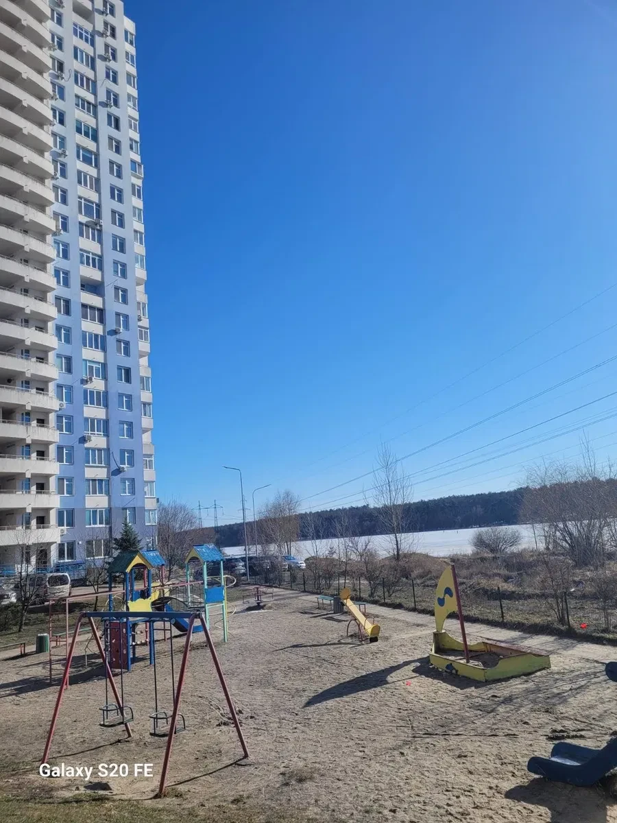 1-кімнатна квартира у ЖК ОЗЕРНИЙ: торг, метро Академ містєчько - фото 1