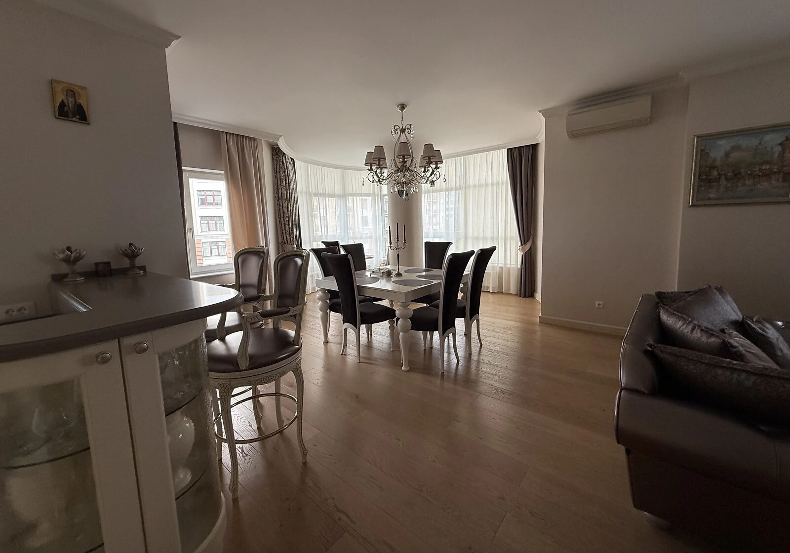 5-кімнатна квартира, Отрада: авторський ремонт, кухня-студія, охорона - фото 3