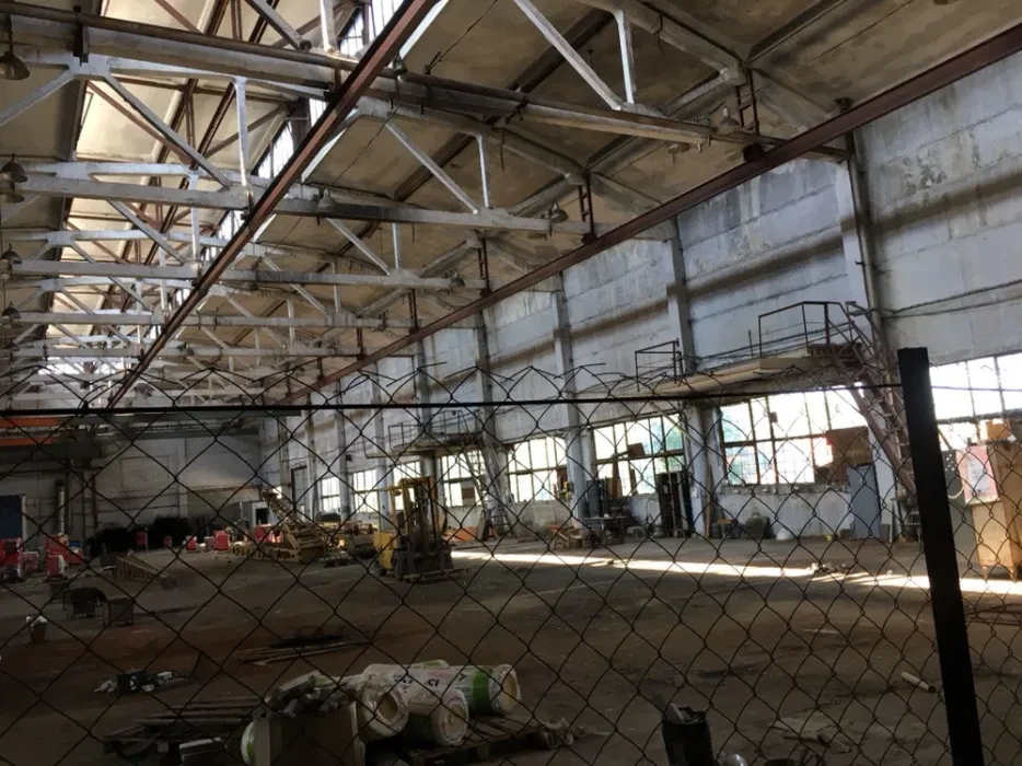 Виробниче приміщення, Кам’янське: кран-балка 3,2 тонни, охорона - фото 1
