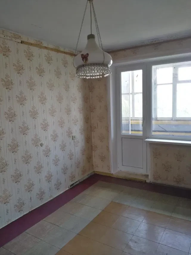 3-кімнатна квартира, Покровський: біля 8 лікарні, тролейбус за 3 хв - фото 2