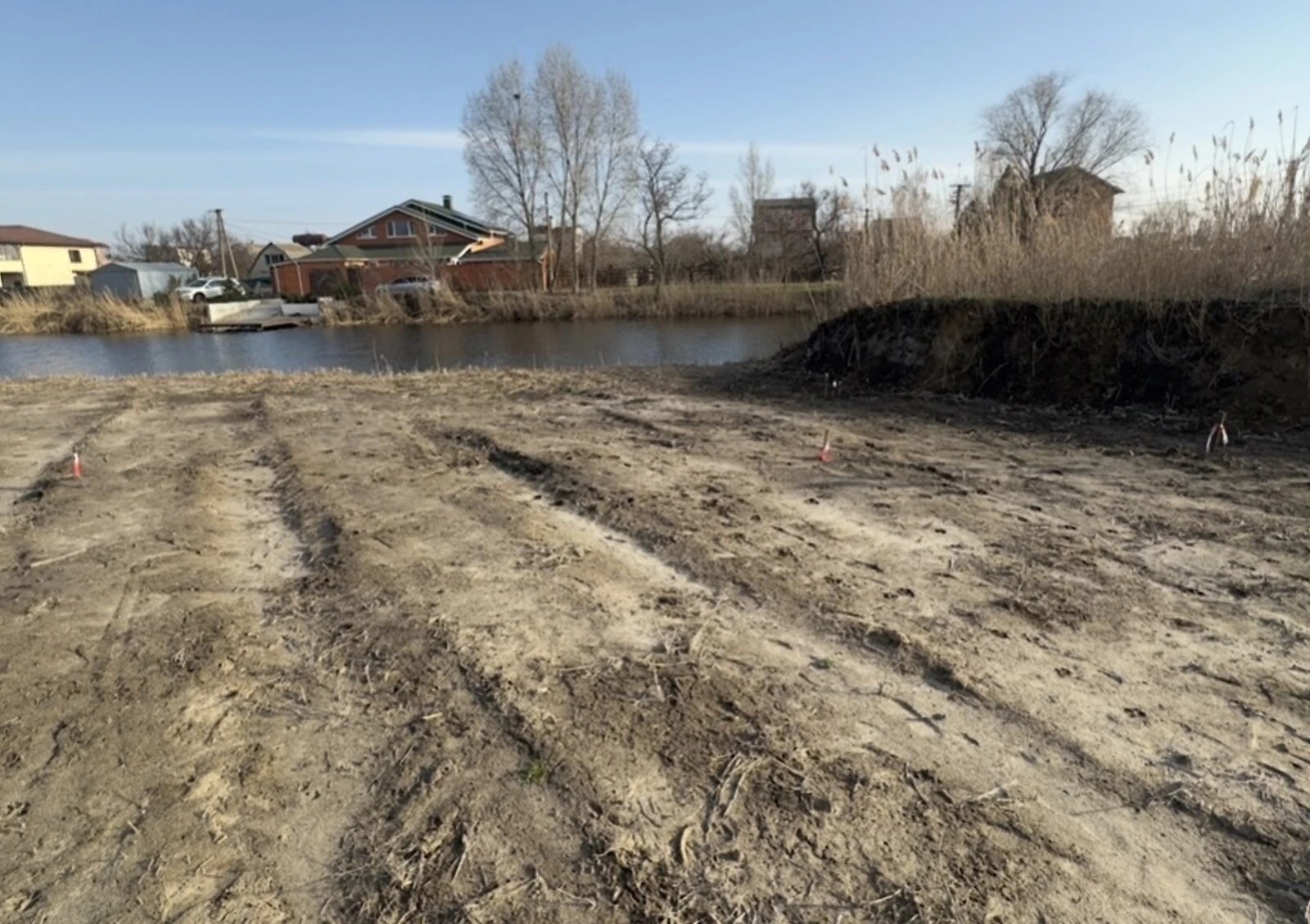 Ділянка 17 соток, Підгороднє: природне озеро, під житлову забудову - фото 2